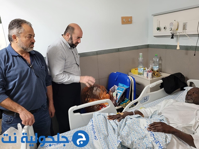 الشيخ صفوت فريج ووفد الحركة الإسلامية بزيارة لجرحى المسجد الأقصى في مستشفى المقاصد